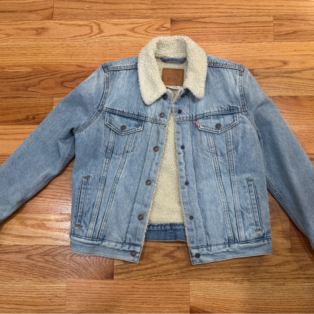 Levi's Blue Denim Jacket with Cream Sherpa Collar